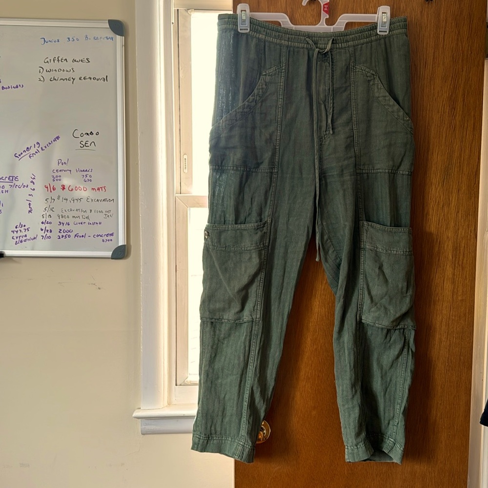 Free people lg Green linen cargo
